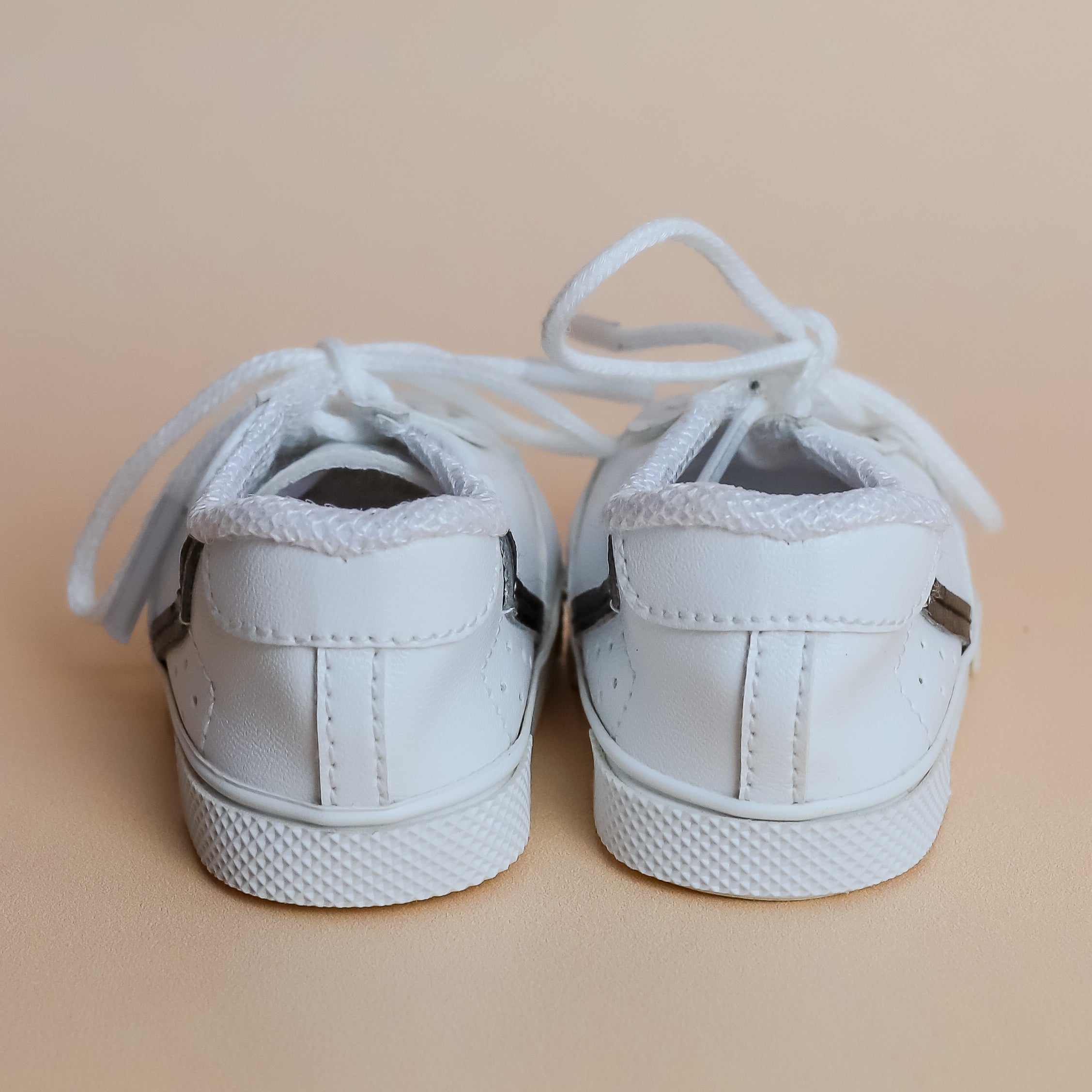 Tiny Harlow Tiny Tootsies Casual Doll Sneakers – Black Stripe