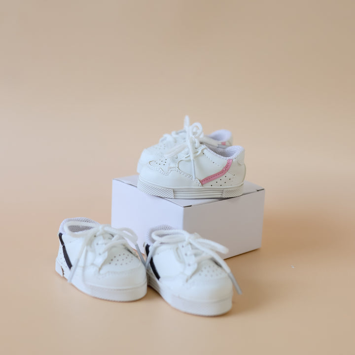 Tiny Harlow Tiny Tootsies Casual Doll Sneakers – Black Stripe