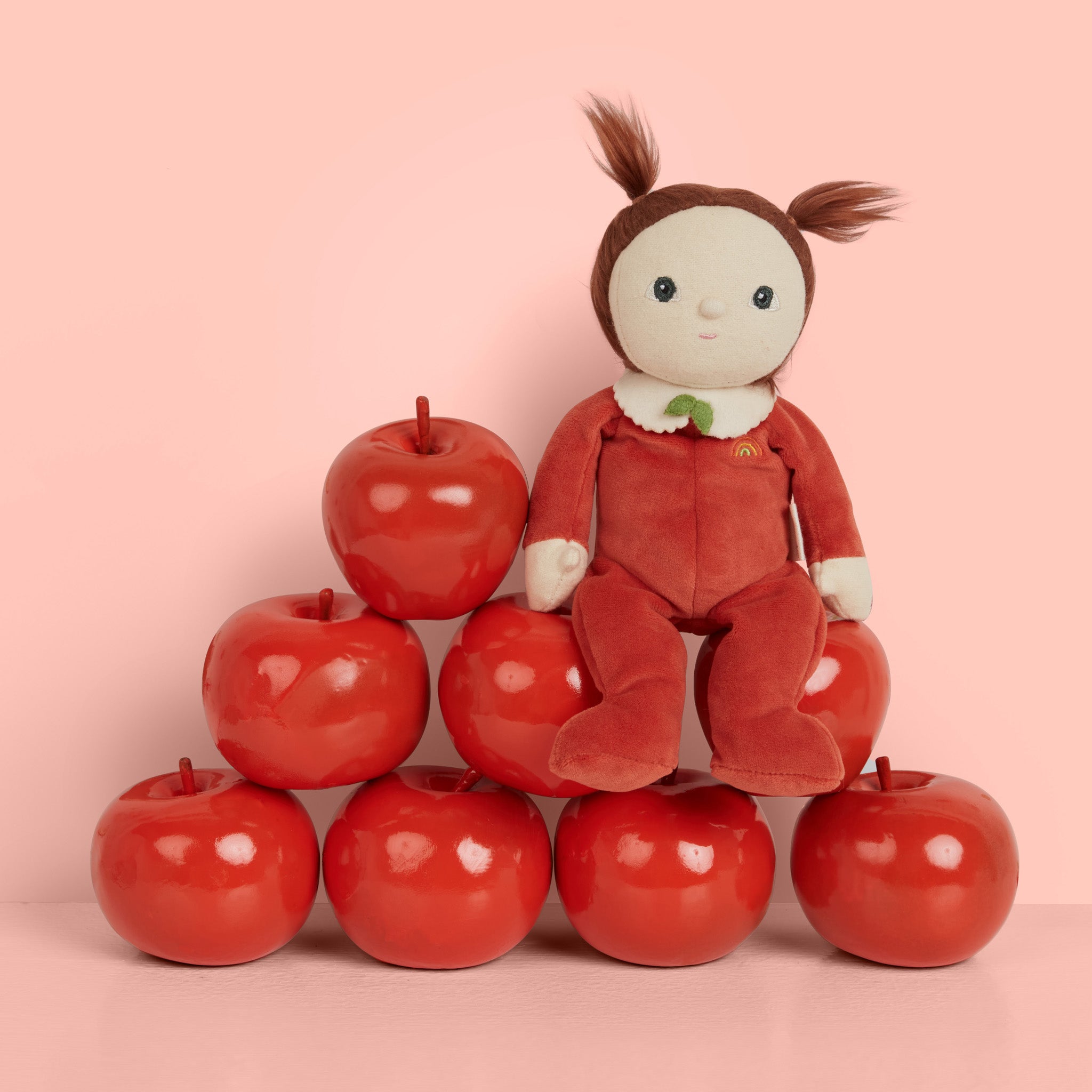 Olli Ella Dinky Dinkum Doll – Annie Apple