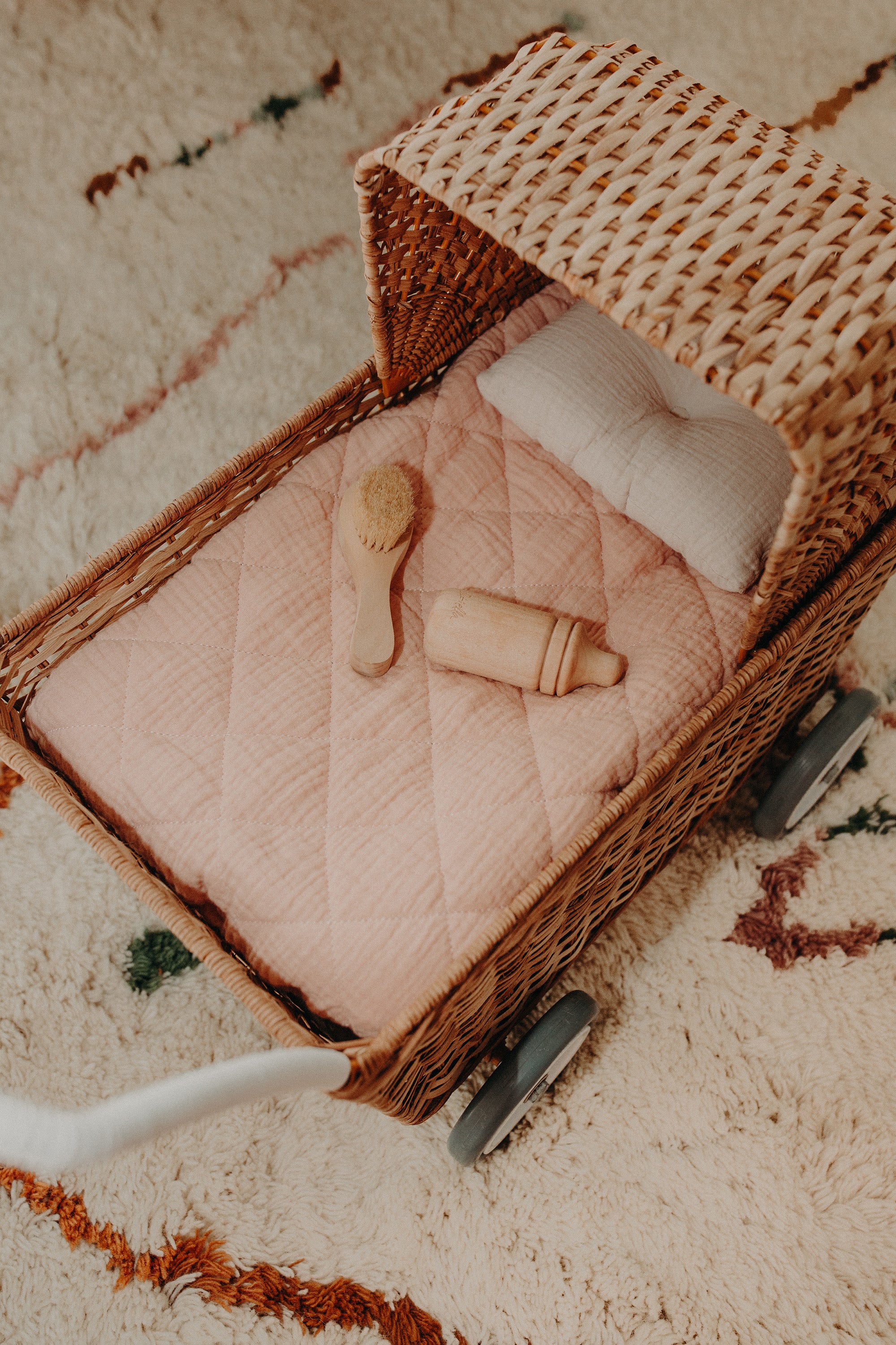 Olli Ella Organic Cotton Muslin Strolley Bedding Set – Rose