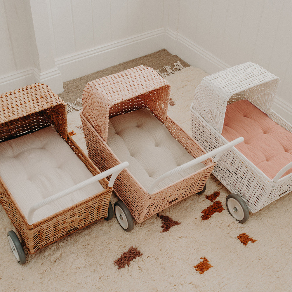 Olli Ella Strolley Rattan Stroller – White