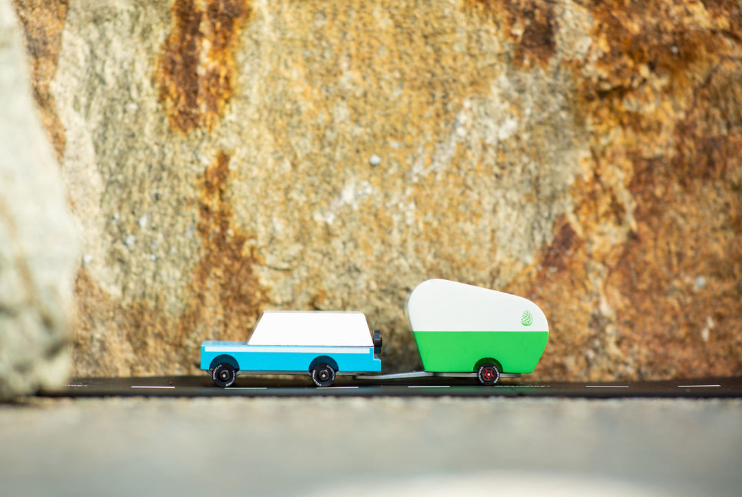 candycar-pinecone-camper-4