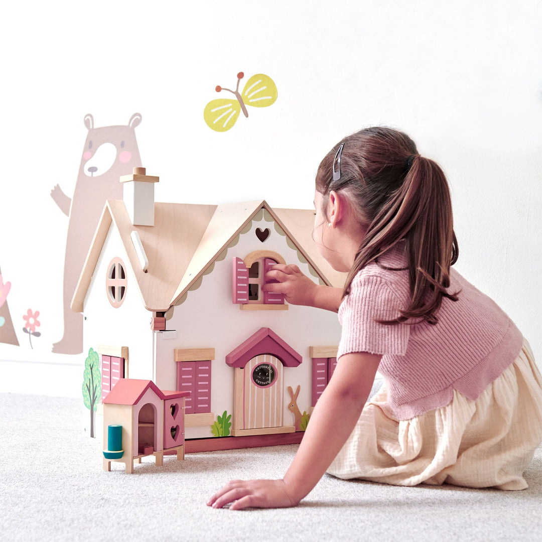 Tender Leaf Cottontail Cottage Dollhouse (includes furniture)